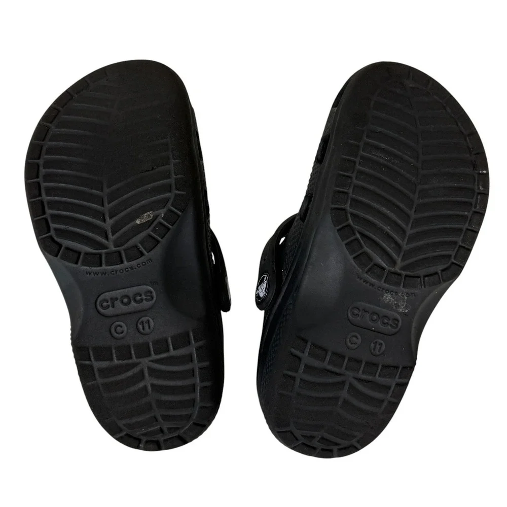 Crocs Classic Clog Kids Black Size C 11 Character Charms Jibbitz Slip On‎ Shoes